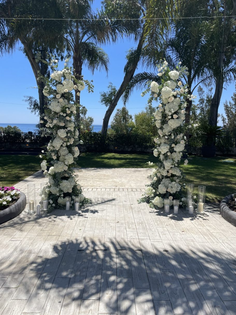 Columnas Florales Blanco